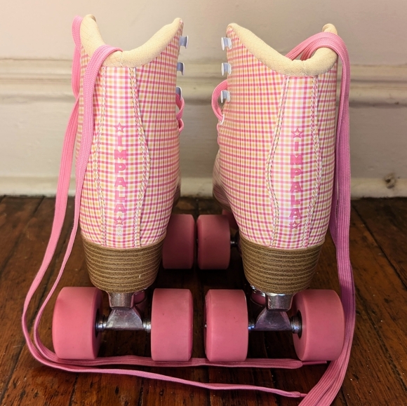 Pink Plaid Retro Roller Skates - Picture 3 of 6
